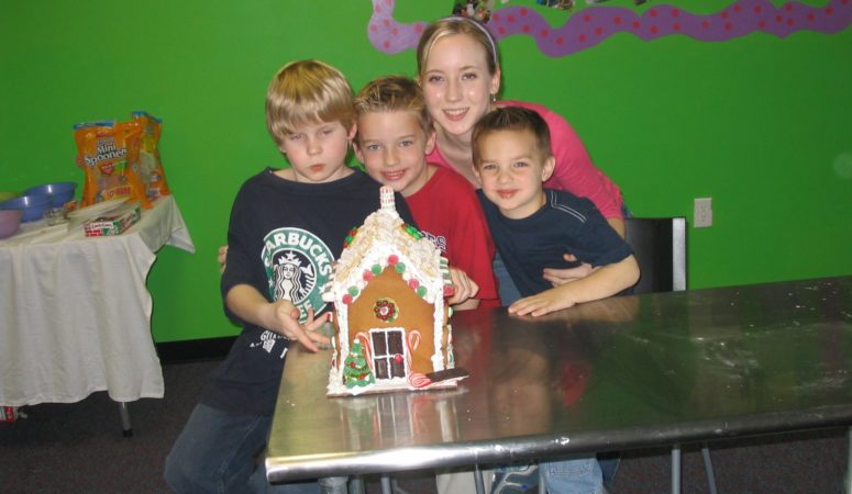 Making a gingerbread house… the easy way